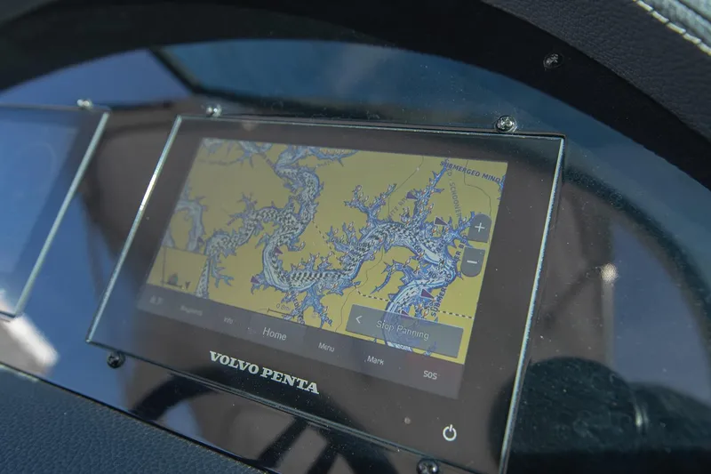 Slide: The Image of Volvo Penta navigation display on 2022 Regal 2800 Bowrider boat dashboard. - 22