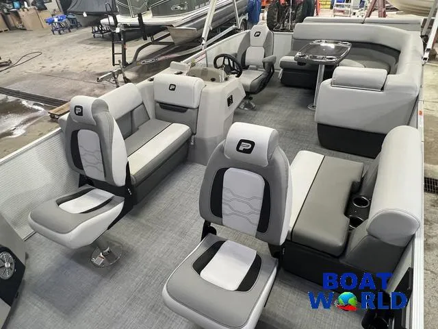 Slide: The Image of Princecraft 21 Sportfisher 2-S Pontoon & Mercury 4-Stroke EFI 2025 - 7