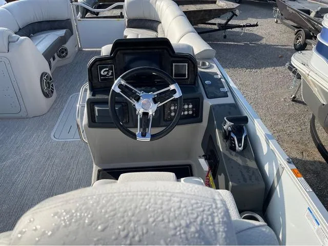 Slide: The Image of SunCatcher Elite 326SL 2025 - 9