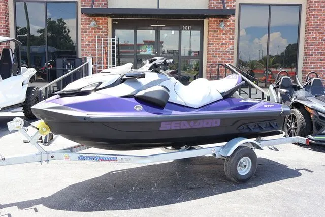 The Image of Sea-Doo GTI SE 170 2025 - 1