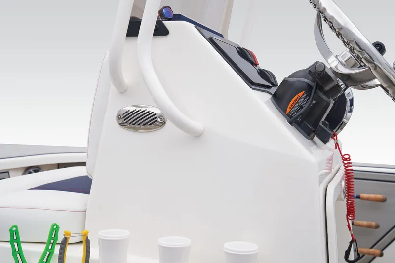 Slide: The Image of Mako Mako 18 Pro Skiff Patriot Edition 2025 - 33