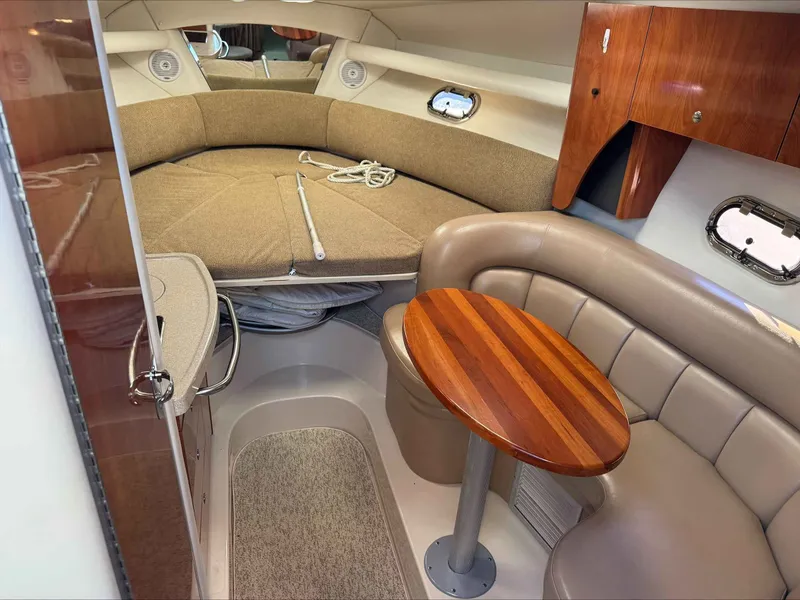 Slide: The Image of Four Winns 288 Vista 2005 - 25