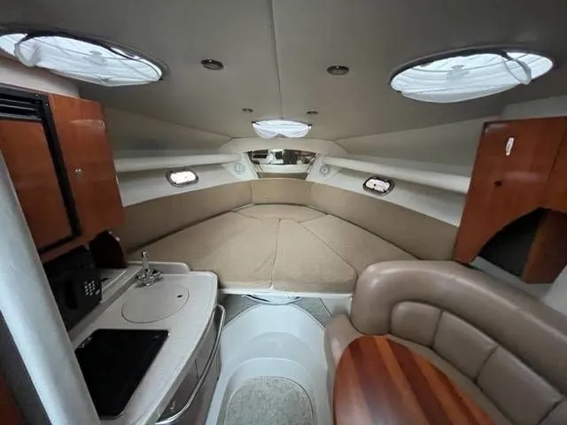 Slide: The Image of Four Winns 288 Vista 2005 - 8