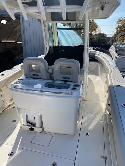 Slide: The Image of Boston Whaler 280 Outrage 2020 - 8