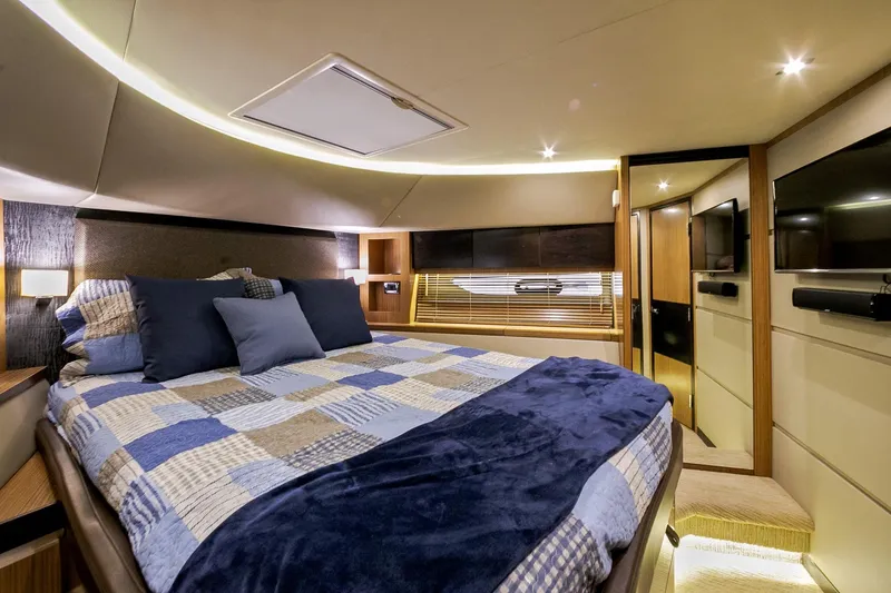 Slide: The Image of Sea Ray L650 2016 - 59