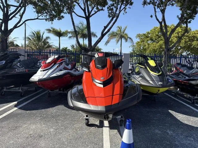 Slide: The Image of Yamaha FX Limited SVHO 2021 - 3