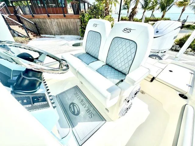 Slide: The Image of Shearwater 250 XTE 250XTE 2025 - 13