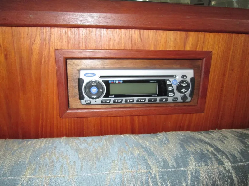 Slide: The Image of Radio - 16