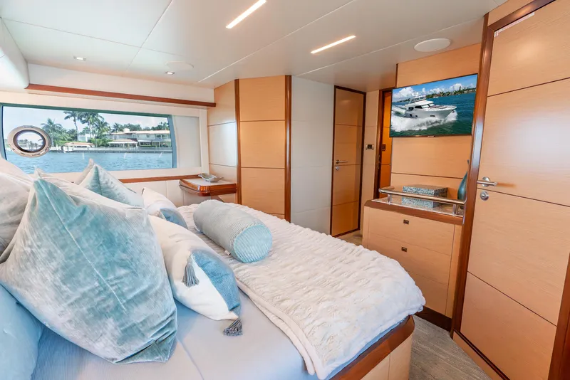 Slide: The Image of Ocean Alexander 70E Motoryacht 2021 - 52