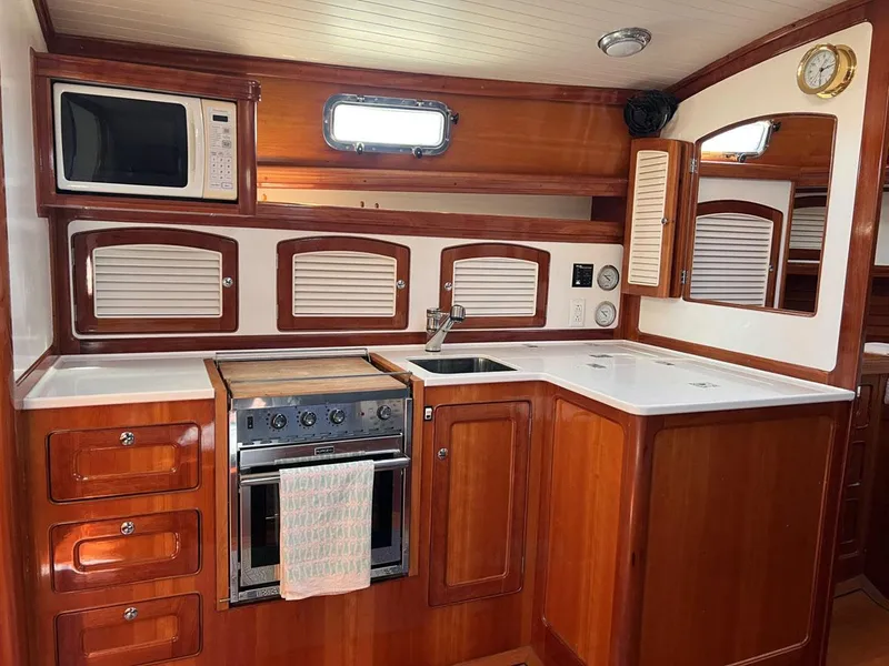 Slide: The Image of Port Salon / Galley - 8