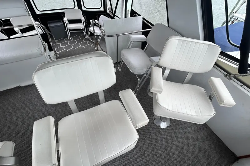 Slide: The Image of Helm Seating - 30