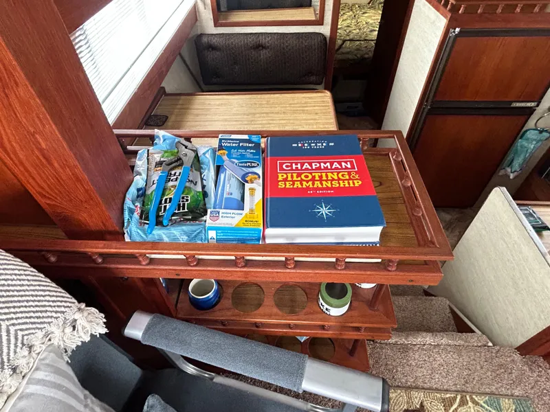 Slide: The Image of Salon Table - 51