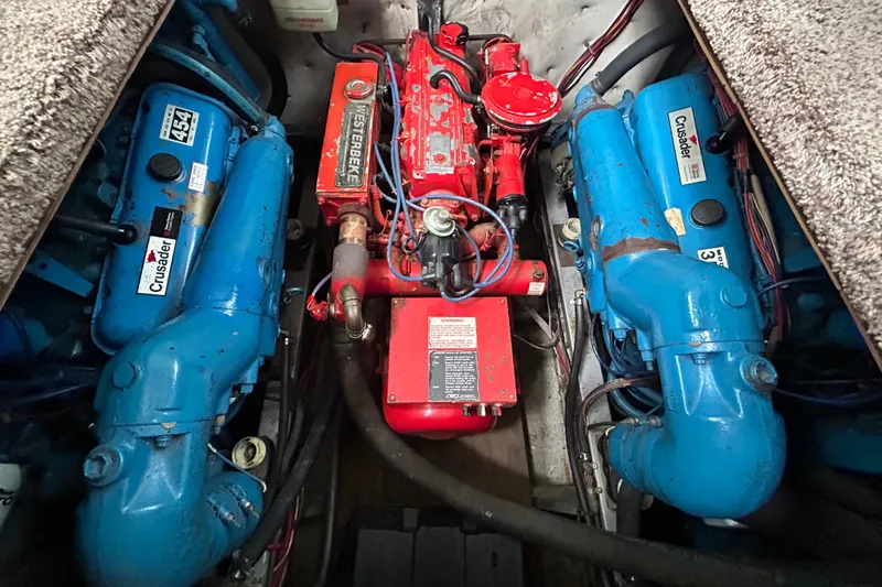 Slide: The Image of Engine Bay - 91