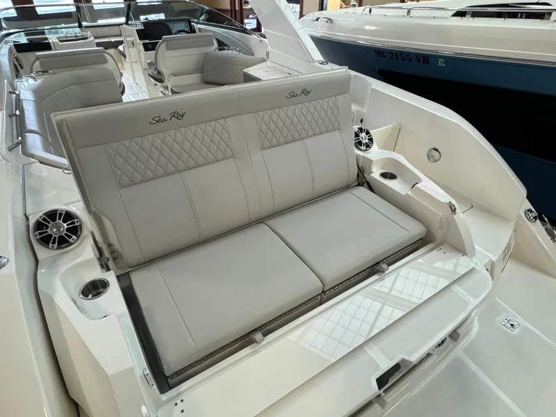 Slide: The Image of Luxurious seating on 2025 Sea Ray SLX 350 boat, featuring elegant design and comfort. - 3
