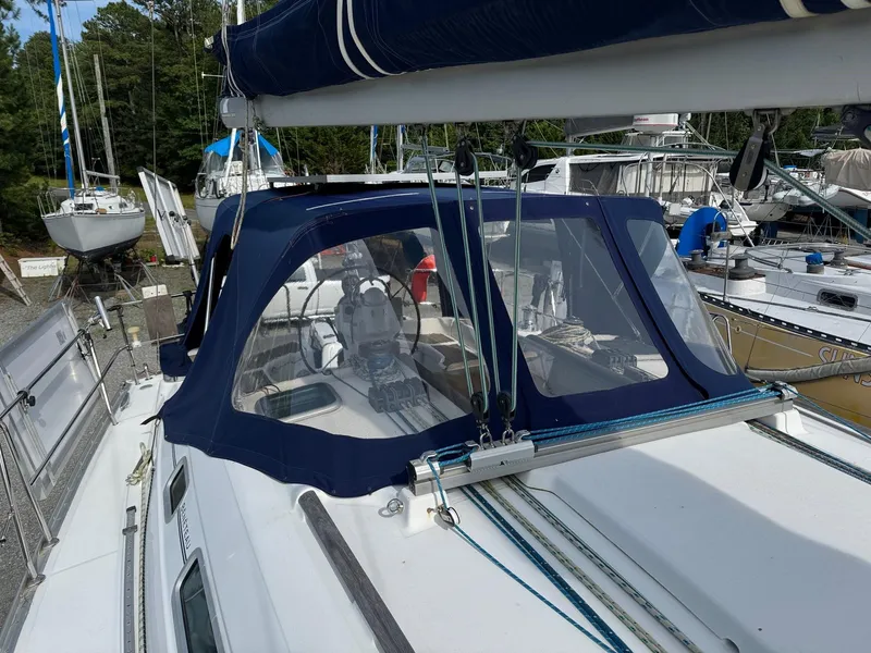 Slide: The Image of Beneteau Oceanis 393 2001 - 52