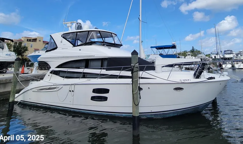 The Image of 2011 Meridian 441 Sedan - 'Aquaholic' - 0