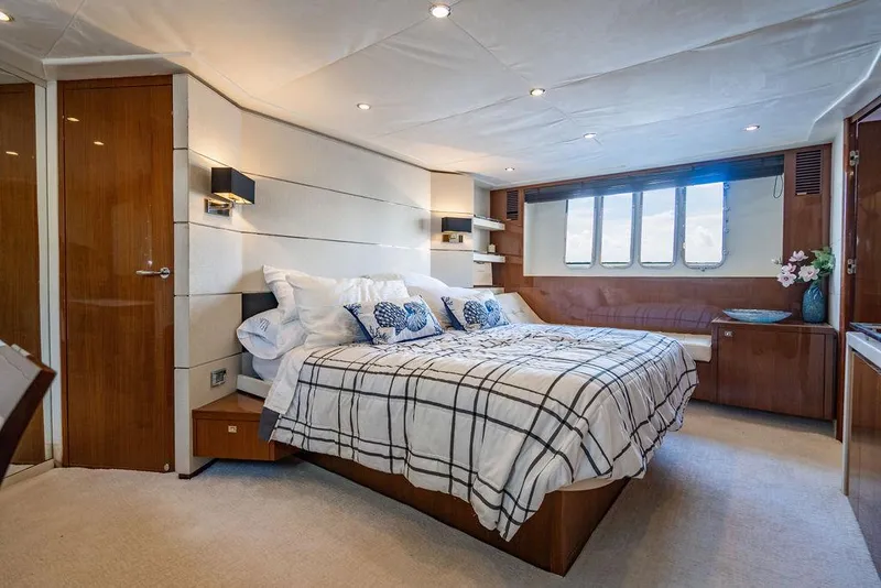 Slide: The Image of Princess V78 2010 - 91