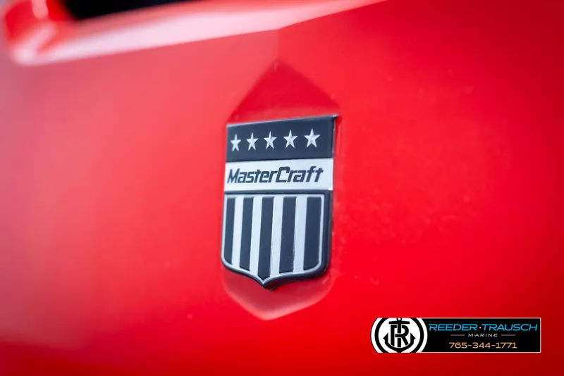 Slide: The Image of MasterCraft NXT24 2021 - 56