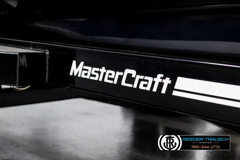 Slide: The Image of MasterCraft NXT24 2021 - 57