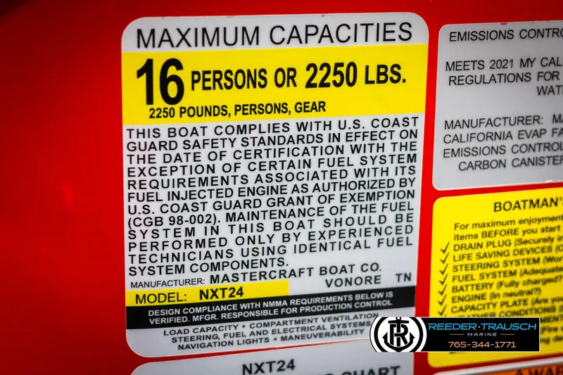 Slide: The Image of MasterCraft NXT24 2021 - 62