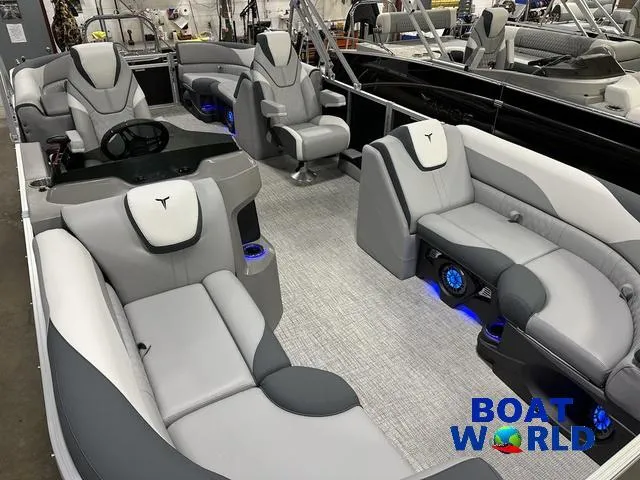 Slide: The Image of Tahoe LTZ 2385 Quad Lounge Tritoon & Honda 4-Stroke EFI 2025 - 35