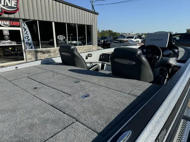 Slide: The Image of Phoenix Bass Boat 921 ELITE 2025 - 4
