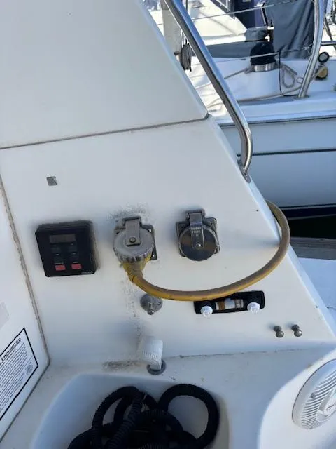 Slide: The Image of Shore Power - 10