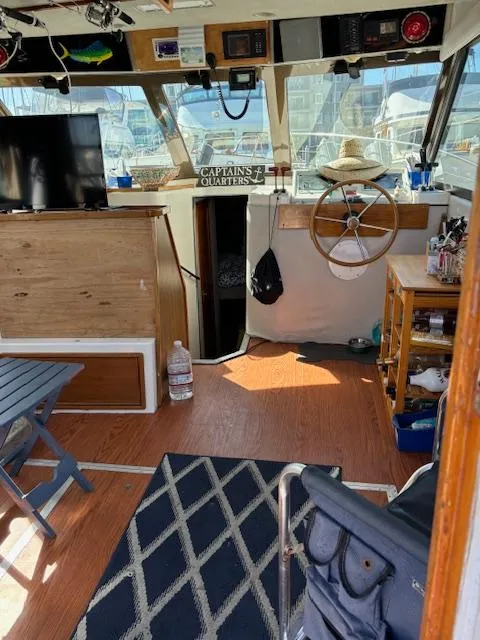 Slide: The Image of Salon - 11