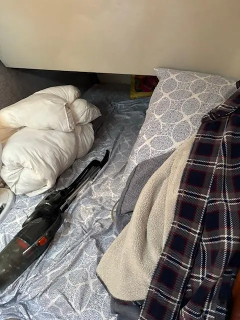 Slide: The Image of Guest Cabin - 16