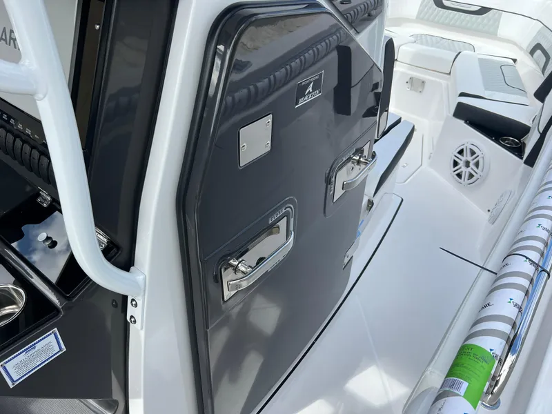 Slide: The Image of Blackfin 272 CC 2025 - 67