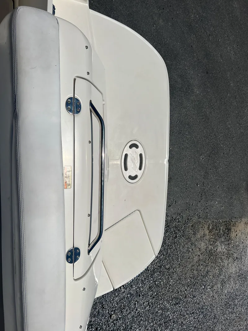 Slide: The Image of 2005 Sea Ray 280 Sundancer swim platform with stainless steel handle. - 10