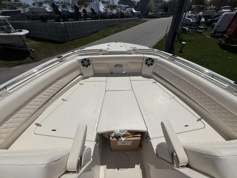 Slide: The Image of Grady-White Freedom 325 2025 - 10