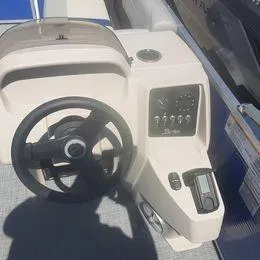 Slide: The Image of 2024 Brio 17 - 10