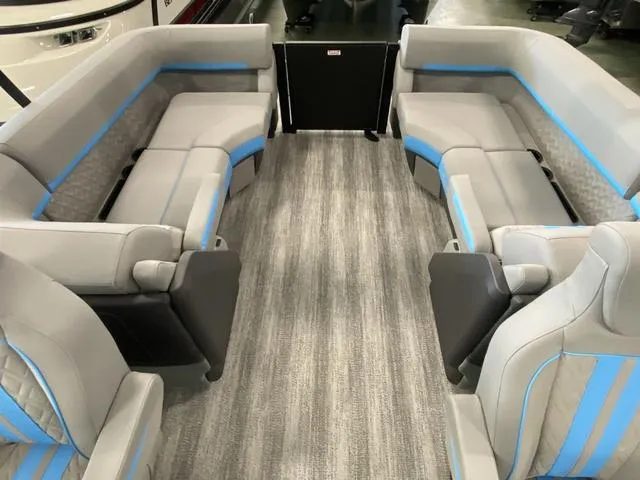 Slide: The Image of Bennington 24 MSR Tri-Toon 2025 - 10