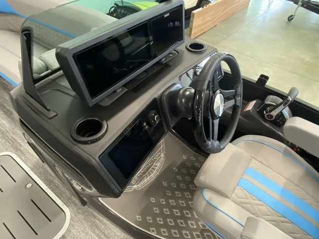 Slide: The Image of Bennington 24 MSR Tri-Toon 2025 - 14