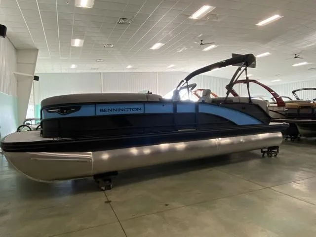 Slide: The Image of Bennington 24 MSR Tri-Toon 2025 - 3