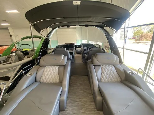 Slide: The Image of Bennington 28 QXCWWA-I/O 2021 - 13