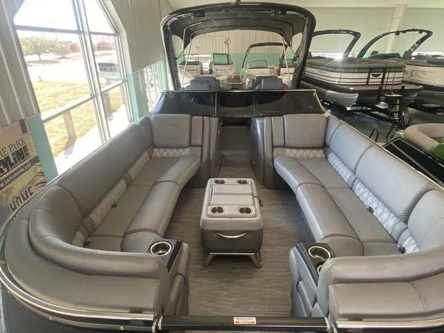 Slide: The Image of Bennington 28 QXCWWA-I/O 2021 - 4