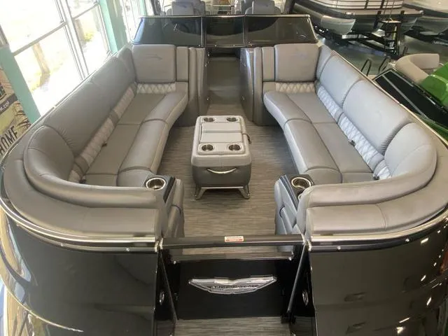 Slide: The Image of Bennington 28 QXCWWA-I/O 2021 - 9