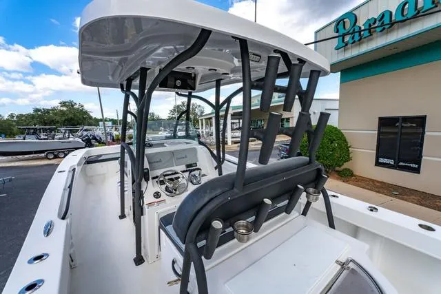 Slide: The Image of Twin Vee 310 GF 2021 - 10