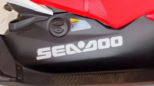 Slide: The Image of Sea-Doo Spark Trixx for 3 2025 - 21