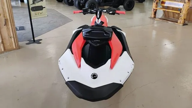 Slide: The Image of Sea-Doo Spark Trixx for 3 2025 - 3