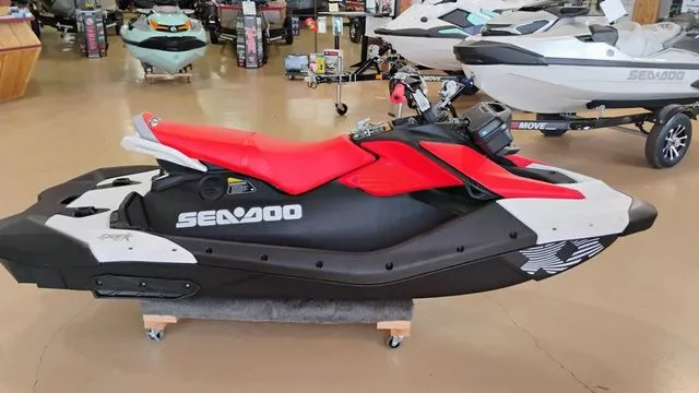 Slide: The Image of Sea-Doo Spark Trixx for 3 2025 - 5