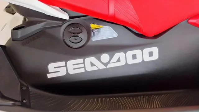 Slide: The Image of Sea-Doo Spark Trixx for 3 2025 - 7