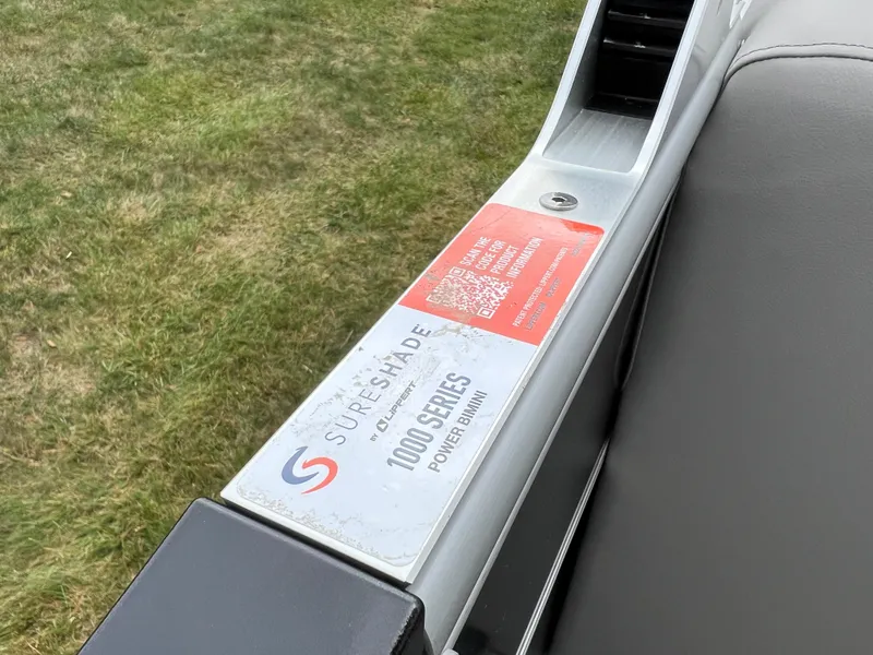 Slide: The Image of SureShade 1000 Series Power Bimini on South Bay 222 RS LE, 2025 model. - 24