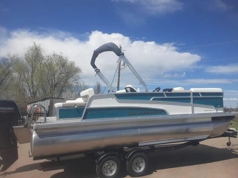 Slide: The Image of 2024 Vectra 21 RL - 2