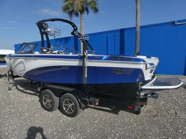 Slide: The Image of Tigé R23 2019 - 14