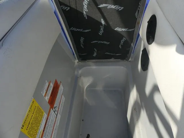 Slide: The Image of Tigé R23 2019 - 19