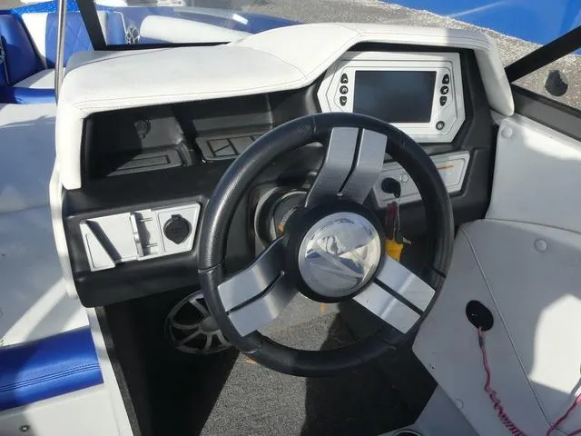 Slide: The Image of Tigé R23 2019 - 22