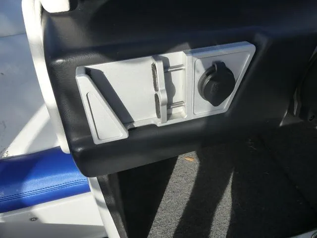 Slide: The Image of Tigé R23 2019 - 23